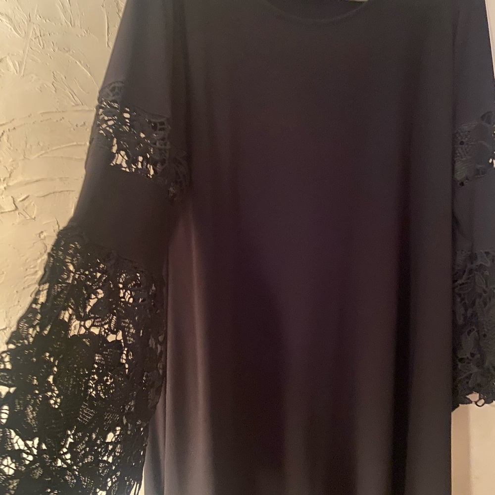 Alfani Black Dress with Lace Detail Size 16. Great used condition. - Picture 4 of 11